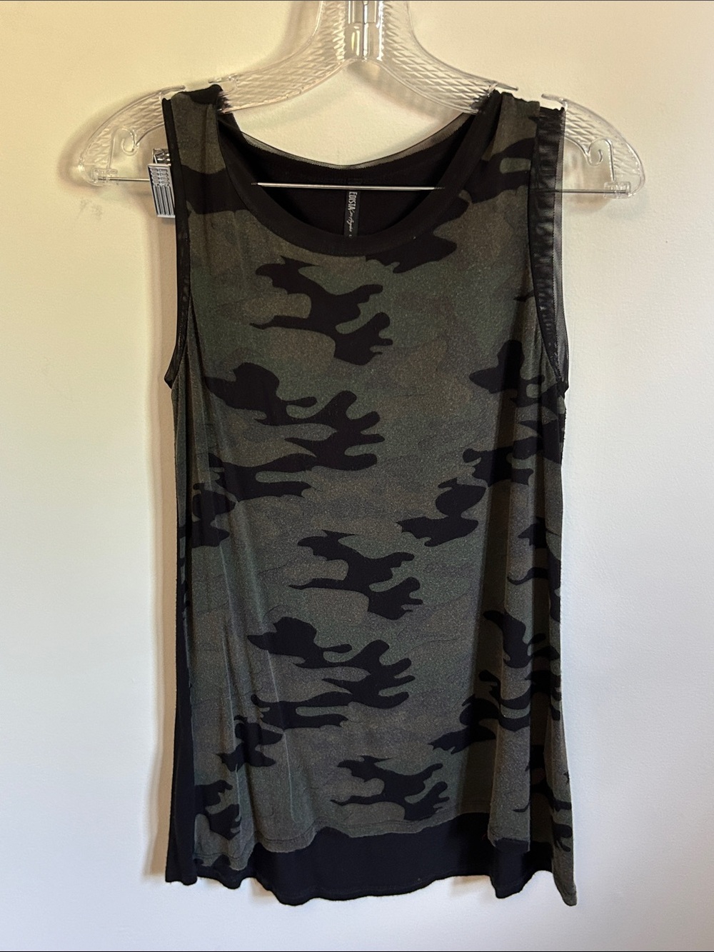 Sleeveless Camo Print Tank Top - Olive/Black